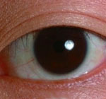 olhos negros lentes de contato dos  para ver cartas marcados